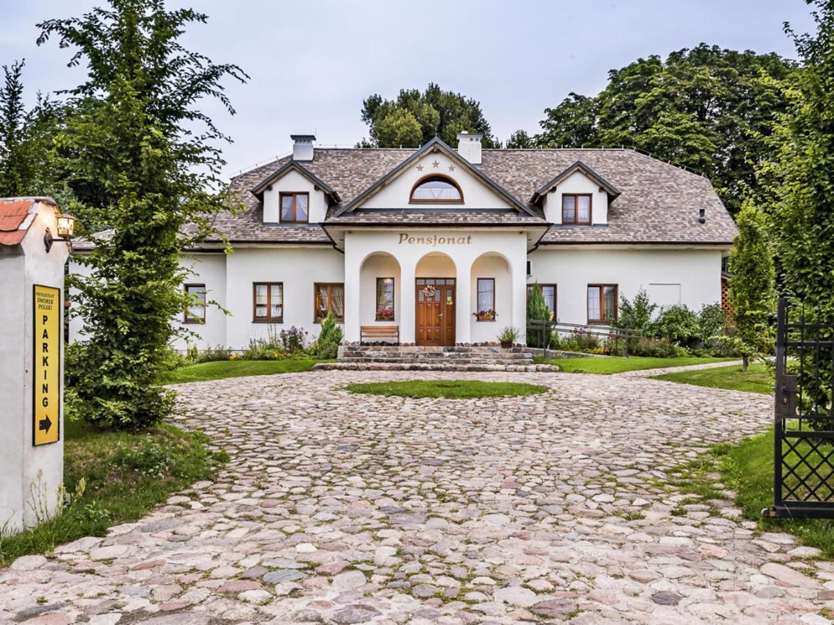 Pensjonat Dworek Polski Chojno  Exteriör bild
